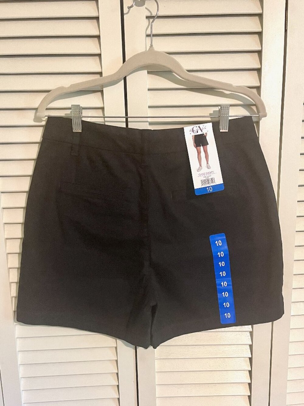 Gloria Vanderbilt Chino Shorts * Womens Size 10 * Black * Pockets * New with Tag